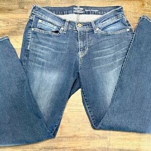 Signature by Levi Strauss Women's Classic Blue Straight Leg Jeans